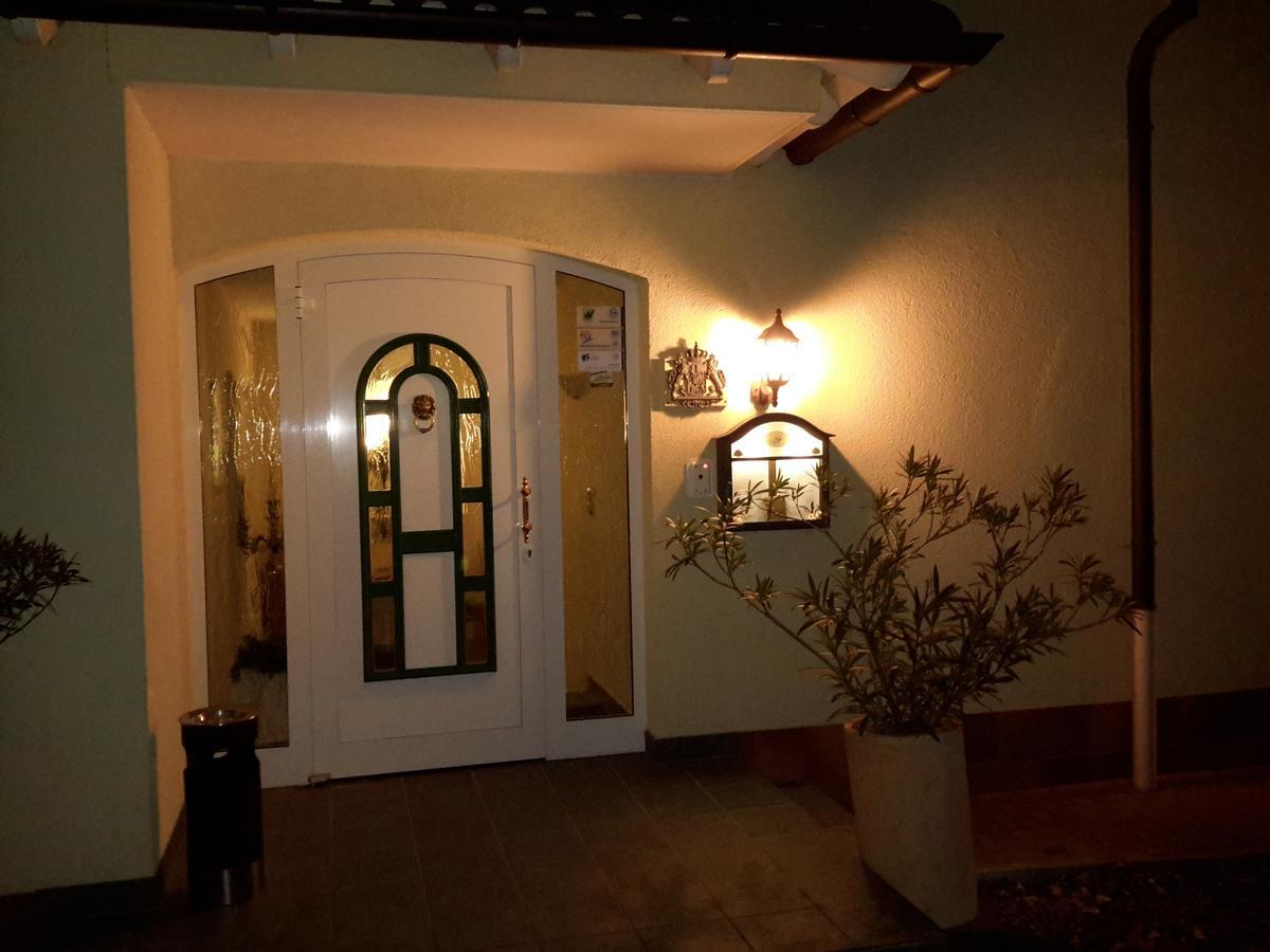 Hotel Gruner Hahn Schippach  Екстериор снимка